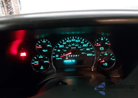 2011 Chevrolet Express 2500 Work Van z USA, uszkodzony, nr VIN 1GCWGFCA4B1129577